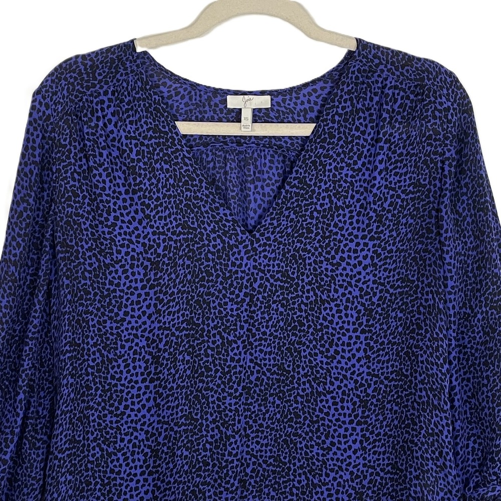 Joie XS Silk Leopard Print Blouse Purple Black V-Neck 3/4 Sleeve - Picture 3 of 14